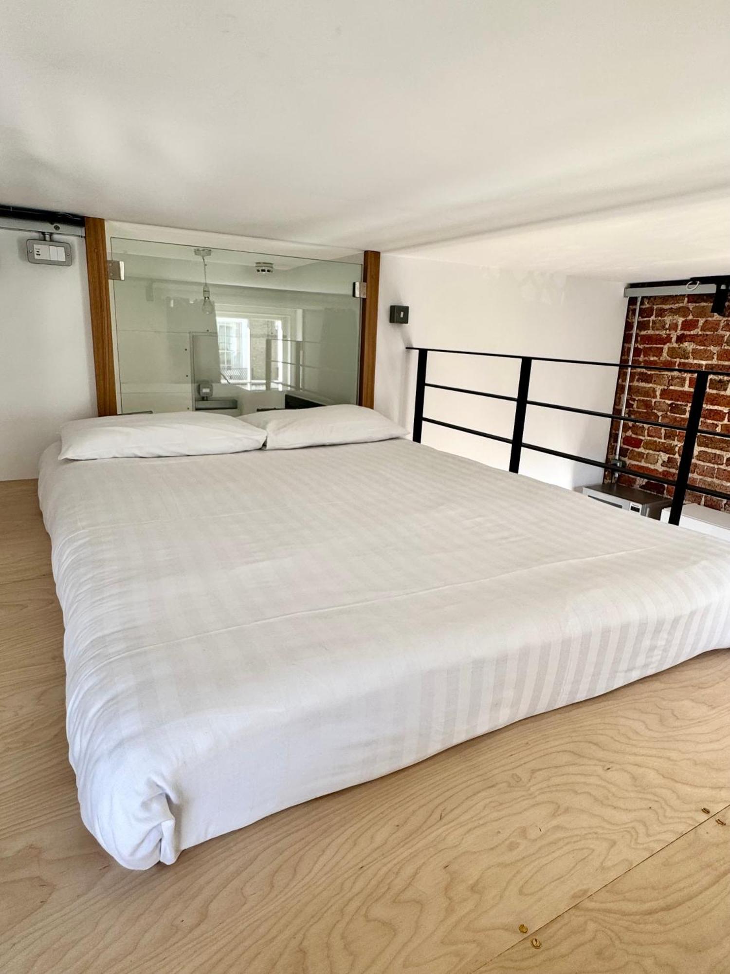 24 Hotel 2*